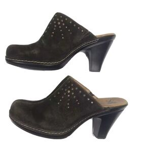 SOFFT Womens Chocolate Brown Suede Studded slip on High Heel Mule Clogs 9.5